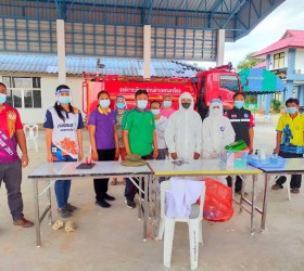 งานสาธารณสุขและสิ่งแวดล้อม ร่วมกับ รพ.สต. ตรวจคัดกรองผู้สัมผัสเสี่ยงสูงในพื้นที่
